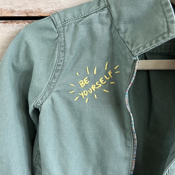 Happy Sage Green Embroidered Jacket Size 2T - Picture 4 of 7